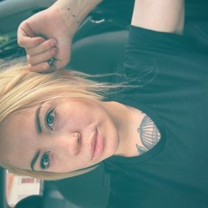 Meet your Posher, Alyssa